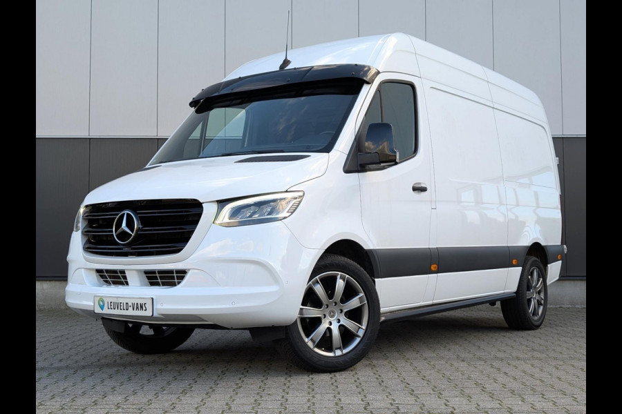 Mercedes-Benz Sprinter 319 190PK AUTOMAAT LED 3500KG TREKHAAK L2H2 CLIMATE CRUISE M-BUX Mercedes-Benz Sprinter 319 190PK AUTOMAAT LED 3500KG TREKHAAK L2H2 CLIMATE CRUISE M-BUX