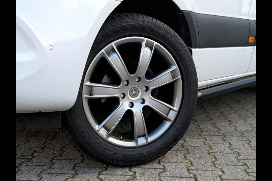 Mercedes-Benz Sprinter 319 190PK AUTOMAAT LED 3500KG TREKHAAK L2H2 CLIMATE CRUISE M-BUX Mercedes-Benz Sprinter 319 190PK AUTOMAAT LED 3500KG TREKHAAK L2H2 CLIMATE CRUISE M-BUX