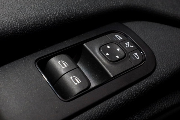 Mercedes-Benz Sprinter 311 CDI 115pk RWD L2H2 Airco/Navi/Camera 07-2024 Mercedes-Benz Sprinter 311 CDI 115pk RWD L2H2 Airco/Navi/Camera 07-2024