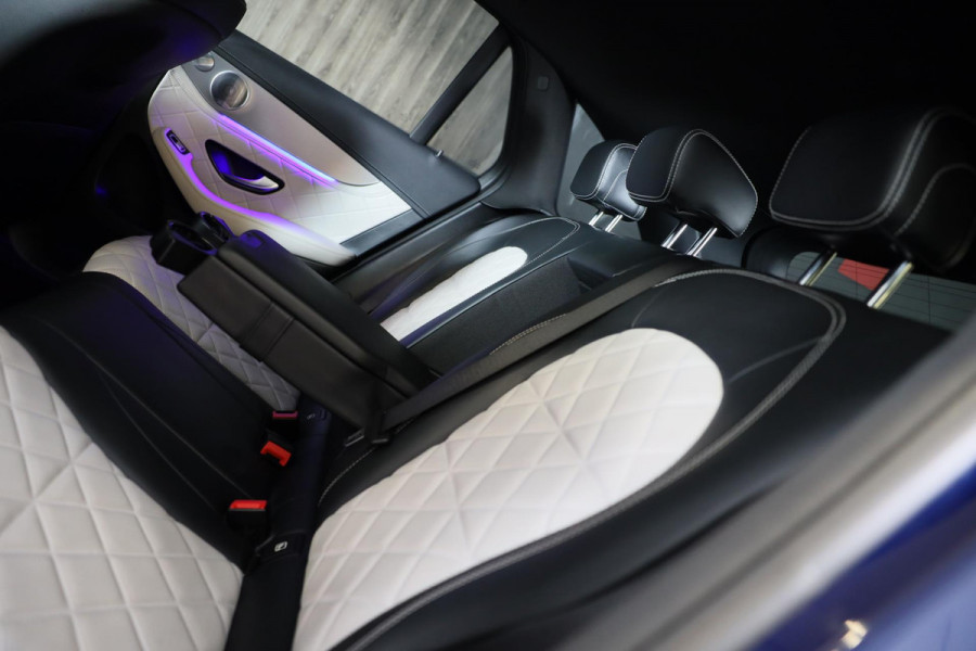 Mercedes-Benz GLC 200 AMG 63 Look / Designo Interieur / Elek Stoelen / Memory / Leder / Open Pano / 360 Camera / 21 Inch Mercedes-Benz GLC 200 AMG 63 Look / Designo Interieur / Elek Stoelen / Memory / Leder / Open Pano / 360 Camera / 21 Inch