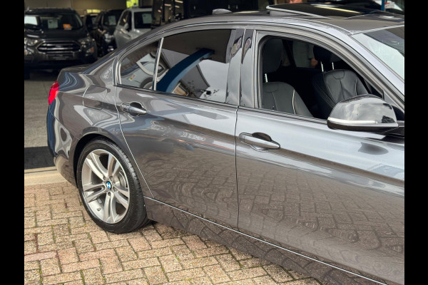 BMW 3-serie 320d M-Pakket High Executive 2018 AUT NAVI DAK! BMW 3-serie 320d M-Pakket High Executive 2018 AUT NAVI DAK!