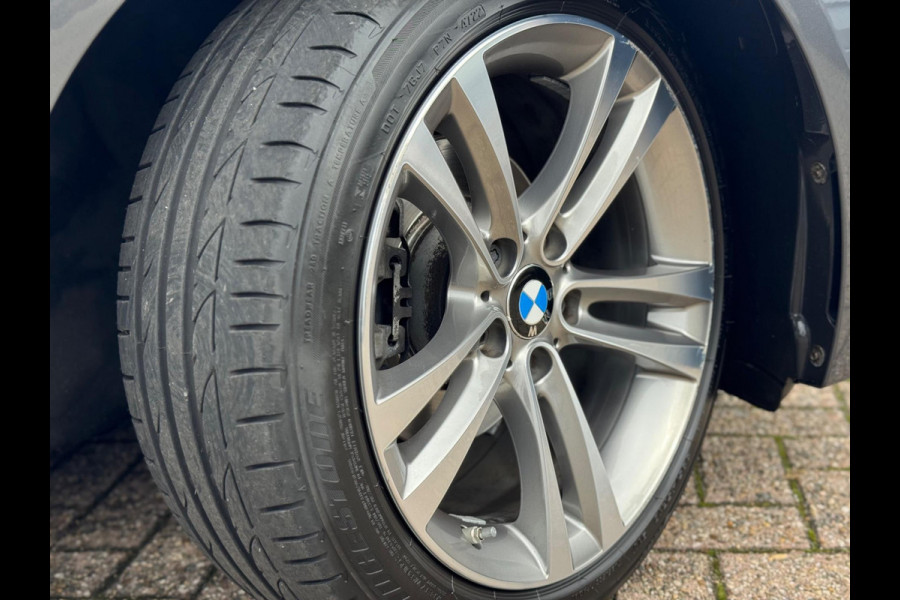 BMW 3-serie 320d M-Pakket High Executive 2018 AUT NAVI DAK! BMW 3-serie 320d M-Pakket High Executive 2018 AUT NAVI DAK!