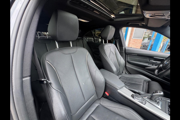 BMW 3-serie 320d M-Pakket High Executive 2018 AUT NAVI DAK! BMW 3-serie 320d M-Pakket High Executive 2018 AUT NAVI DAK!