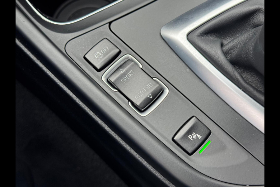 BMW 3-serie 320d M-Pakket High Executive 2018 AUT NAVI DAK! BMW 3-serie 320d M-Pakket High Executive 2018 AUT NAVI DAK!