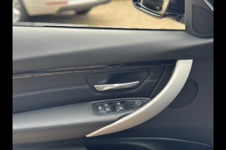 BMW 3-serie 320d M-Pakket High Executive 2018 AUT NAVI DAK! BMW 3-serie 320d M-Pakket High Executive 2018 AUT NAVI DAK!