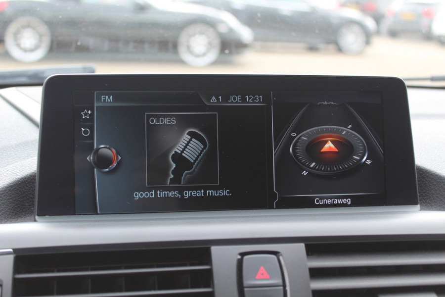 BMW 1-serie 118i High Exe. M Sport / Leder / Navigatie / Parkeerhulp V+A / 18'' / Sportstoelen / Stoelverwarming / DAB / Cruise Control BMW 1-serie 118i High Exe. M Sport / Leder / Navigatie / Parkeerhulp V+A / 18'' / Sportstoelen / Stoelverwarming / DAB / Cruise Control