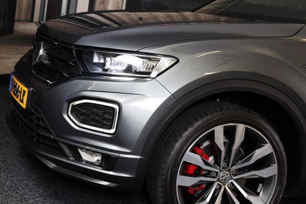Volkswagen T-Roc 1.5 TSI Sport Business R Line / AUT / ACC / Virtual Cockpit / Camera / Navi / Dode Hoek / Led / Pdc / 19 Inch Volkswagen T-Roc 1.5 TSI Sport Business R Line / AUT / ACC / Virtual Cockpit / Camera / Navi / Dode Hoek / Led / Pdc / 19 Inch