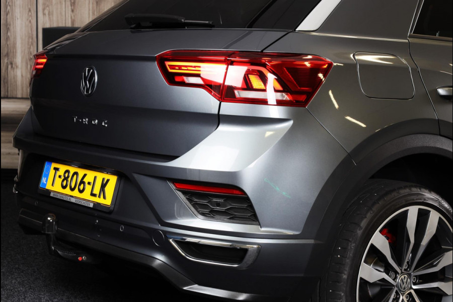 Volkswagen T-Roc 1.5 TSI Sport Business R Line / AUT / ACC / Virtual Cockpit / Camera / Navi / Dode Hoek / Led / Pdc / 19 Inch Volkswagen T-Roc 1.5 TSI Sport Business R Line / AUT / ACC / Virtual Cockpit / Camera / Navi / Dode Hoek / Led / Pdc / 19 Inch