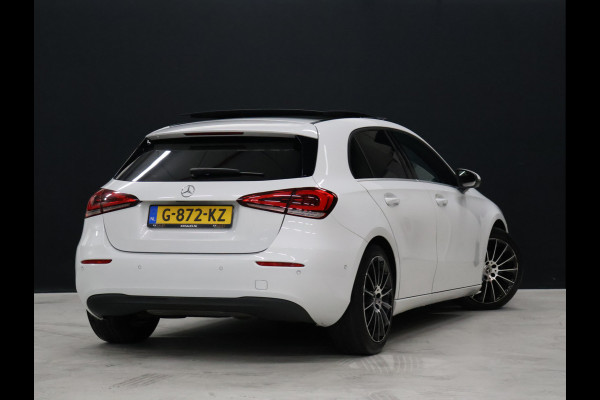 Mercedes-Benz A-Klasse 180 Sport *WEEKAANBIEDING* [SCHUIFKANTELDAK, CRUISE CONTROL, CAMERA, PDC 360, APPLE CARPLAY, ANDROID AUTO, STOELVERWARMING, NIEUWSTAAT]