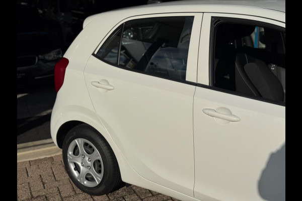 Kia Picanto 1.0 DPi ComfortLine 5p Wit 2020 AIRCO BTW 1e Eig Kia Picanto 1.0 DPi ComfortLine 5p Wit 2020 AIRCO BTW 1e Eig