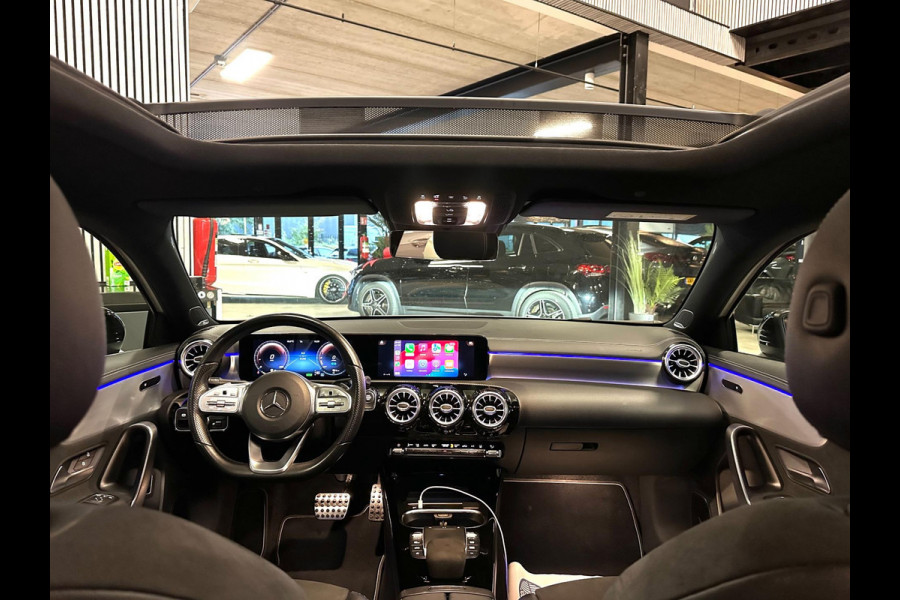 Mercedes-Benz A-Klasse 250 e AMG|Black pakket|PANO|BOMVOL! Mercedes-Benz A-Klasse 250 e AMG|Black pakket|PANO|BOMVOL!