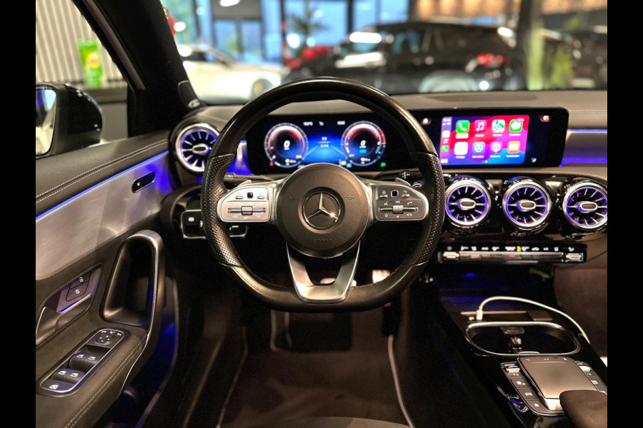 Mercedes-Benz A-Klasse 250 e AMG|Black pakket|PANO|BOMVOL! Mercedes-Benz A-Klasse 250 e AMG|Black pakket|PANO|BOMVOL!