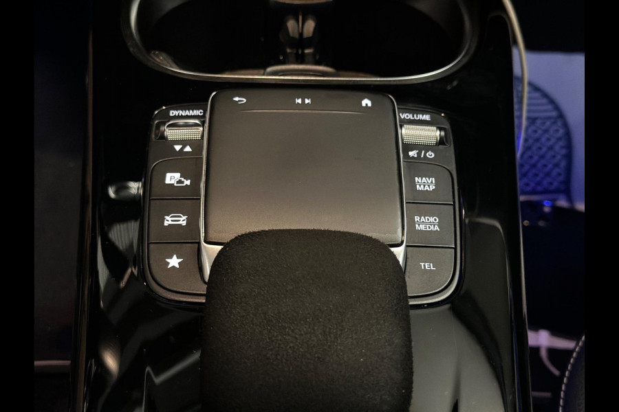 Mercedes-Benz A-Klasse 250 e AMG|Black pakket|PANO|BOMVOL! Mercedes-Benz A-Klasse 250 e AMG|Black pakket|PANO|BOMVOL!