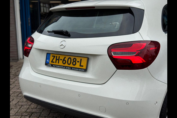 Mercedes-Benz A-Klasse 180 Prestige 2017 AUT NAVI LEDER NAP! Mercedes-Benz A-Klasse 180 Prestige 2017 AUT NAVI LEDER NAP!