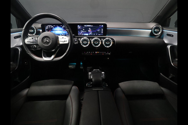 Mercedes-Benz A-Klasse 250 e Business Solution AMG Limited [TREKHAAK AFNEEMBAAR, CAMERA, SFEERVERLICHTING, STOELVERWARMING, BLUETOOTH, CRUISE, CLIMATE, NIEUWSTAAT]