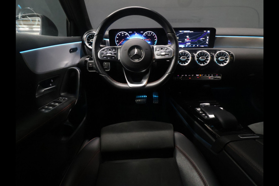 Mercedes-Benz A-Klasse 250 e Business Solution AMG Limited [TREKHAAK AFNEEMBAAR, CAMERA, SFEERVERLICHTING, STOELVERWARMING, BLUETOOTH, CRUISE, CLIMATE, NIEUWSTAAT]