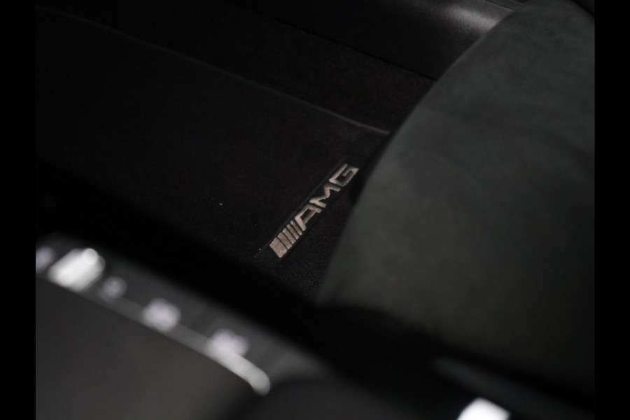 Mercedes-Benz A-Klasse 250 e Business Solution AMG Limited [TREKHAAK AFNEEMBAAR, CAMERA, SFEERVERLICHTING, STOELVERWARMING, BLUETOOTH, CRUISE, CLIMATE, NIEUWSTAAT]