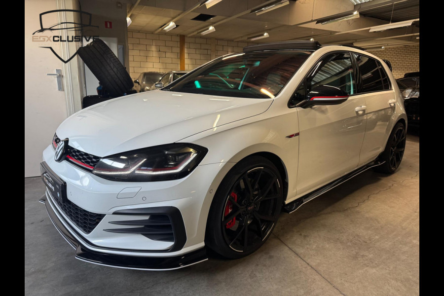 Volkswagen Golf 2.0 TSI GTI Performance Full Option/Akra/Stage2/373PK/Pano/ACC/Dynaudio/Lane Volkswagen Golf 2.0 TSI GTI Performance Full Option/Akra/Stage2/373PK/Pano/ACC/Dynaudio/Lane