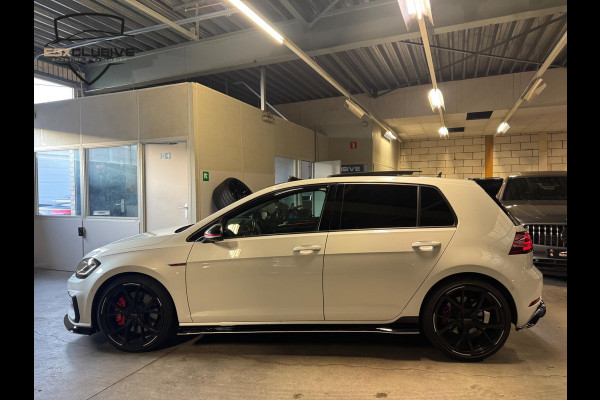Volkswagen Golf 2.0 TSI GTI Performance Full Option/Akra/Stage2/373PK/Pano/ACC/Dynaudio/Lane Volkswagen Golf 2.0 TSI GTI Performance Full Option/Akra/Stage2/373PK/Pano/ACC/Dynaudio/Lane