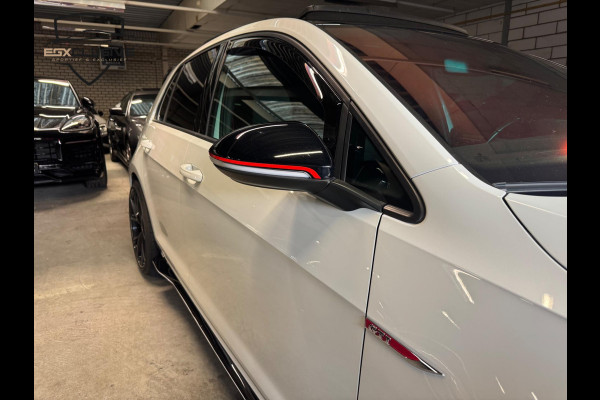 Volkswagen Golf 2.0 TSI GTI Performance Full Option/Akra/Stage2/373PK/Pano/ACC/Dynaudio/Lane Volkswagen Golf 2.0 TSI GTI Performance Full Option/Akra/Stage2/373PK/Pano/ACC/Dynaudio/Lane