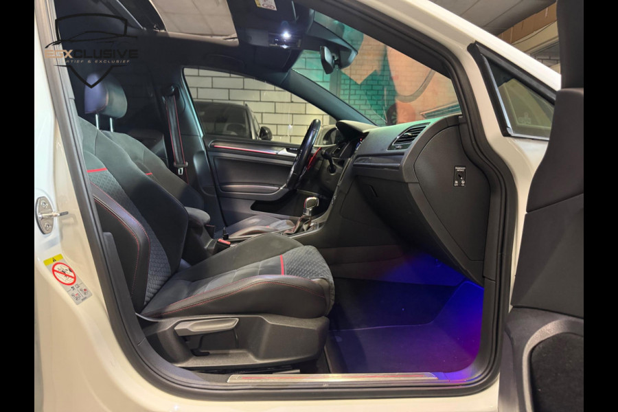Volkswagen Golf 2.0 TSI GTI Performance Full Option/Akra/Stage2/373PK/Pano/ACC/Dynaudio/Lane Volkswagen Golf 2.0 TSI GTI Performance Full Option/Akra/Stage2/373PK/Pano/ACC/Dynaudio/Lane