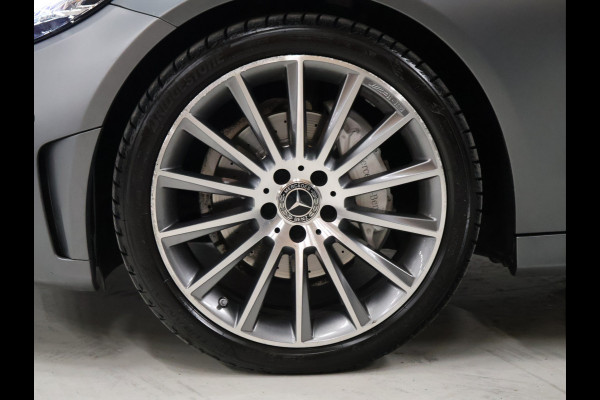 Mercedes-Benz C-Klasse 180 AMG Sport NW MODEL [SCHUIFKANTELDAK, SFEERVERLICHTING, APPLE CARPLAY, ANDROID, CAMERA, STOELVERWARMING, VOL LEDER, CRUISE, CLIMATE, NIEUWSTAAT]