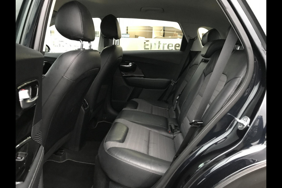 Kia Niro 1.6 GDi Hybrid First Edition Trekhaak Kia Niro 1.6 GDi Hybrid First Edition Trekhaak