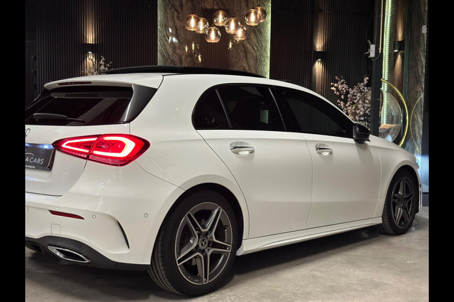 Mercedes-Benz A-Klasse 200 AMG|PANO|SFEER|CAMERA Mercedes-Benz A-Klasse 200 AMG|PANO|SFEER|CAMERA