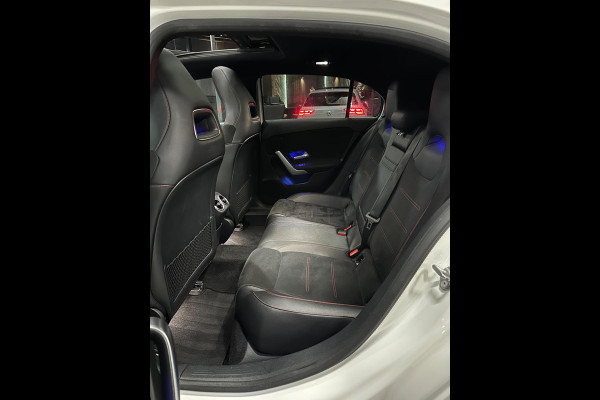 Mercedes-Benz A-Klasse 200 AMG|PANO|SFEER|CAMERA Mercedes-Benz A-Klasse 200 AMG|PANO|SFEER|CAMERA