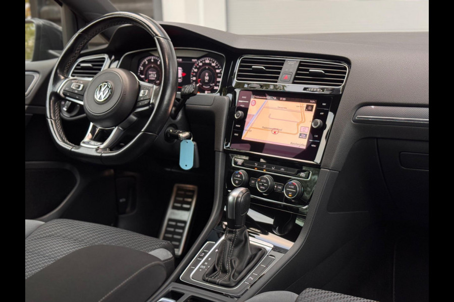 Volkswagen Golf 1.5 TSI 3xR-Line Virtual/AppleCarPlay/Xenon