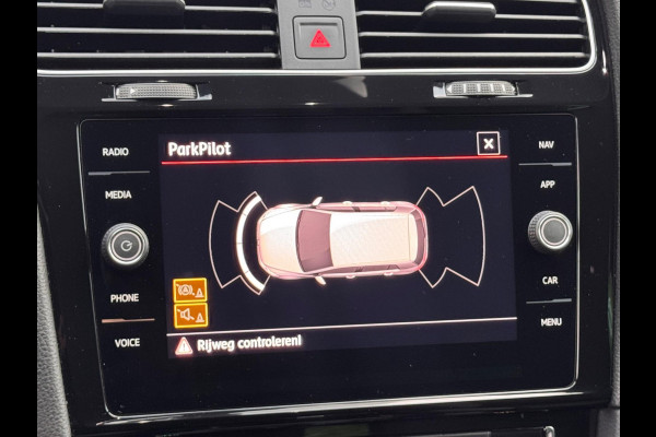 Volkswagen Golf 1.5 TSI 3xR-Line Virtual/AppleCarPlay/Xenon