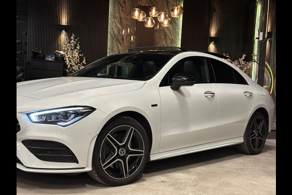 Mercedes-Benz CLA-Klasse 250 e AMG|PANO|MEMORY|SFEER|BOMVOL
