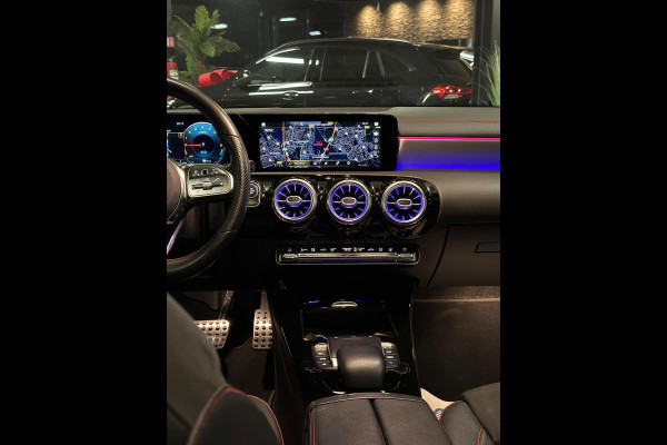 Mercedes-Benz CLA-Klasse 250 e AMG|PANO|MEMORY|SFEER|BOMVOL