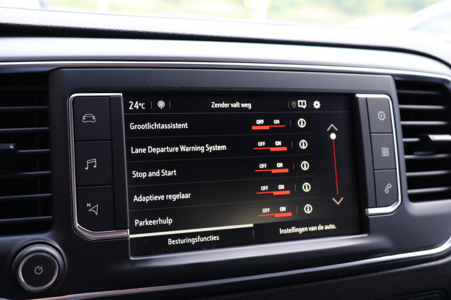 Opel Vivaro 2.0 CDTI L2H1 Innovation | ACC | Camera | Navigatie | F1 Flippers | Carplay | Lederen bekleding | Stoelverwarming | Trekhaak | Dealer onderhouden | Nieuwe APK | NAP Logisch