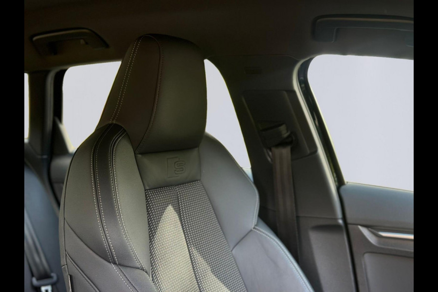 Audi A3 Sportback 30 TFSI S edition, 2 X S-LINE, 1e eigenaar, 1/2 lederen sportinterieur, NL auto met nationale auto pas Audi A3 Sportback 30 TFSI S edition, 2 X S-LINE, 1e eigenaar, 1/2 lederen sportinterieur, NL auto met nationale auto pas