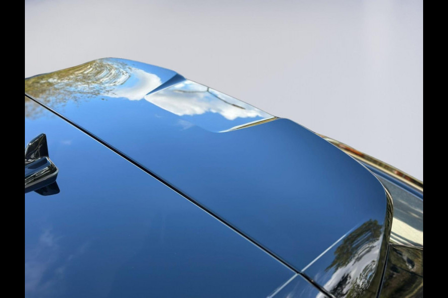 Audi A3 Sportback 30 TFSI S edition, 2 X S-LINE, 1e eigenaar, 1/2 lederen sportinterieur, NL auto met nationale auto pas Audi A3 Sportback 30 TFSI S edition, 2 X S-LINE, 1e eigenaar, 1/2 lederen sportinterieur, NL auto met nationale auto pas