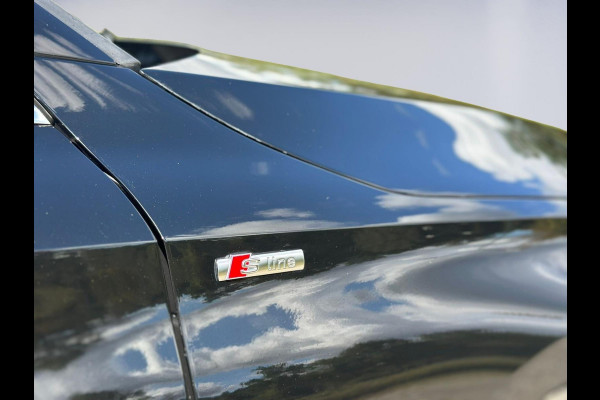 Audi A3 Sportback 30 TFSI S edition, 2 X S-LINE, 1e eigenaar, 1/2 lederen sportinterieur, NL auto met nationale auto pas Audi A3 Sportback 30 TFSI S edition, 2 X S-LINE, 1e eigenaar, 1/2 lederen sportinterieur, NL auto met nationale auto pas