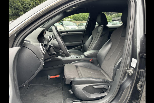 Audi A3 Sportback 30 TFSI S-Tronic 3xS-Line Sport S Line Edition VirtualDash|CarPlay|Stoelverwarming Audi A3 Sportback 30 TFSI S-Tronic 3xS-Line Sport S Line Edition VirtualDash|CarPlay|Stoelverwarming