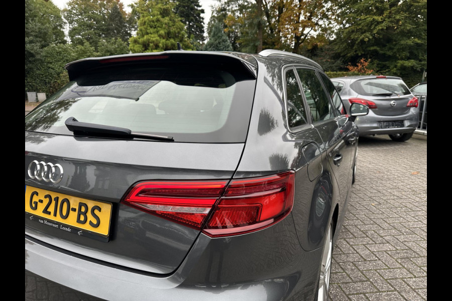 Audi A3 Sportback 30 TFSI S-Tronic 3xS-Line Sport S Line Edition VirtualDash|CarPlay|Stoelverwarming Audi A3 Sportback 30 TFSI S-Tronic 3xS-Line Sport S Line Edition VirtualDash|CarPlay|Stoelverwarming