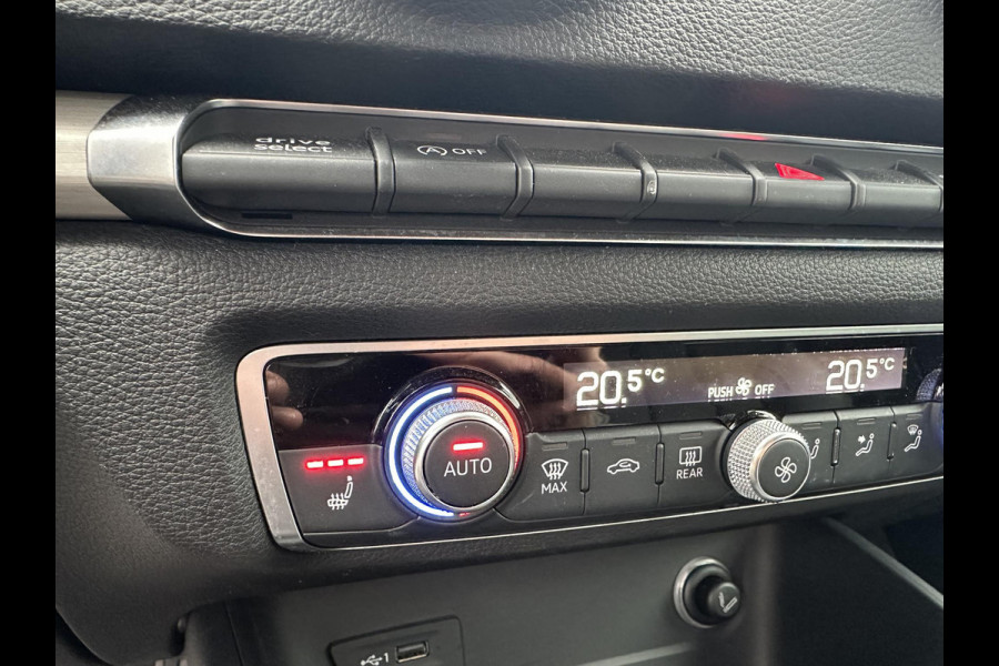 Audi A3 Sportback 30 TFSI S-Tronic 3xS-Line Sport S Line Edition VirtualDash|CarPlay|Stoelverwarming Audi A3 Sportback 30 TFSI S-Tronic 3xS-Line Sport S Line Edition VirtualDash|CarPlay|Stoelverwarming