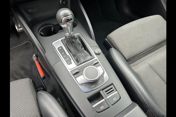Audi A3 Sportback 30 TFSI S-Tronic 3xS-Line Sport S Line Edition VirtualDash|CarPlay|Stoelverwarming Audi A3 Sportback 30 TFSI S-Tronic 3xS-Line Sport S Line Edition VirtualDash|CarPlay|Stoelverwarming