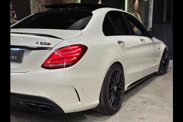 Mercedes-Benz C-Klasse AMG 63 S|PANO|KUIP|KERAMIC|FULL OPTION|Dealer ond. Mercedes-Benz C-Klasse AMG 63 S|PANO|KUIP|KERAMIC|FULL OPTION|Dealer ond.