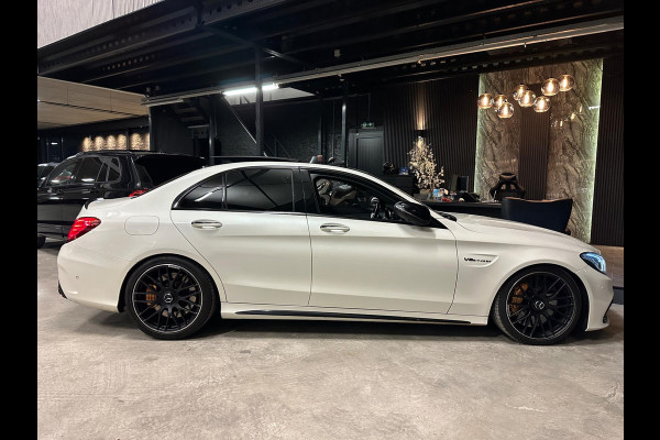 Mercedes-Benz C-Klasse AMG 63 S|PANO|KUIP|KERAMIC|FULL OPTION|Dealer ond. Mercedes-Benz C-Klasse AMG 63 S|PANO|KUIP|KERAMIC|FULL OPTION|Dealer ond.