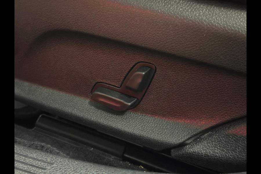 Mercedes-Benz C-Klasse AMG 63 S|PANO|KUIP|KERAMIC|FULL OPTION|Dealer ond. Mercedes-Benz C-Klasse AMG 63 S|PANO|KUIP|KERAMIC|FULL OPTION|Dealer ond.