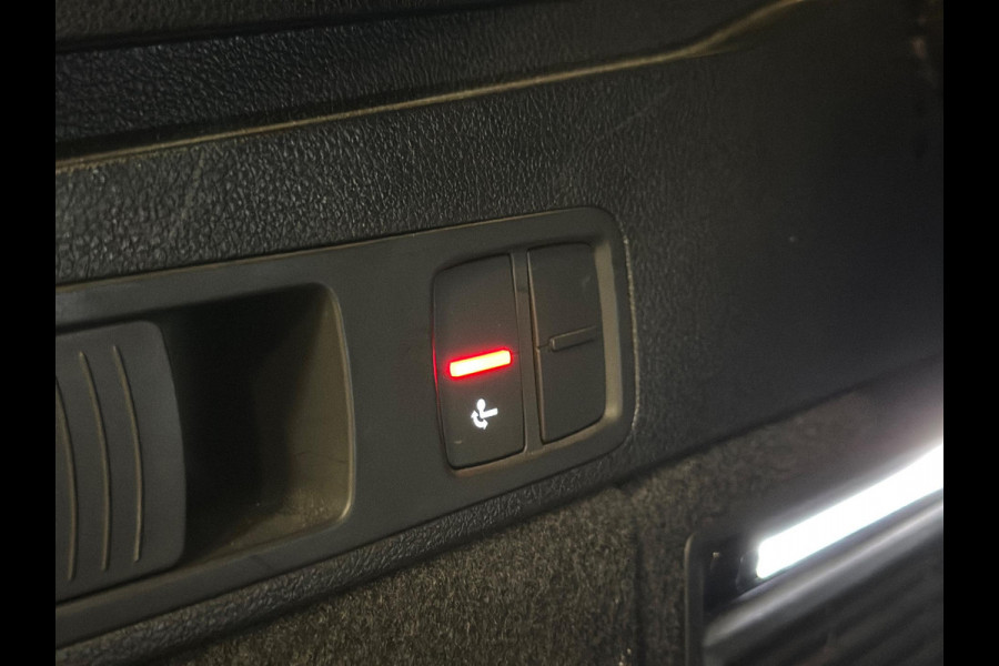 Audi Q5 45 TFSI quattro 3X S-Line|PANO|SFEER|RS Seats|TREKHAAK|FULL OPTION Audi Q5 45 TFSI quattro 3X S-Line|PANO|SFEER|RS Seats|TREKHAAK|FULL OPTION