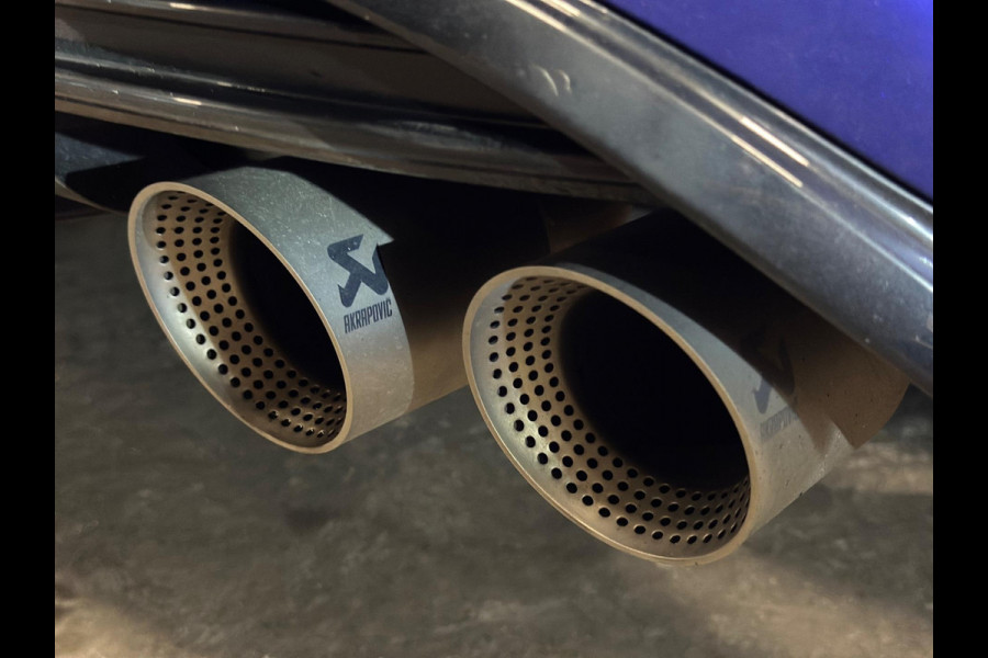 Volkswagen T-Roc 2.0 TSI 4Motion R|PANO|AKRA|FULL OPTIONS Volkswagen T-Roc 2.0 TSI 4Motion R|PANO|AKRA|FULL OPTIONS