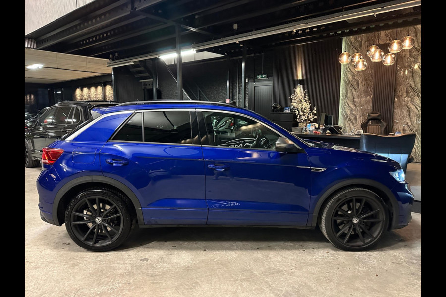 Volkswagen T-Roc 2.0 TSI 4Motion R|PANO|AKRA|FULL OPTIONS Volkswagen T-Roc 2.0 TSI 4Motion R|PANO|AKRA|FULL OPTIONS
