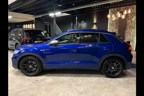 Volkswagen T-Roc 2.0 TSI 4Motion R|PANO|AKRA|FULL OPTIONS Volkswagen T-Roc 2.0 TSI 4Motion R|PANO|AKRA|FULL OPTIONS