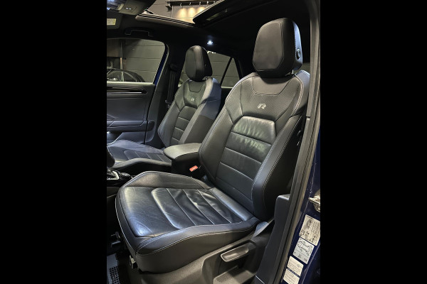 Volkswagen T-Roc 2.0 TSI 4Motion R|PANO|AKRA|FULL OPTIONS Volkswagen T-Roc 2.0 TSI 4Motion R|PANO|AKRA|FULL OPTIONS