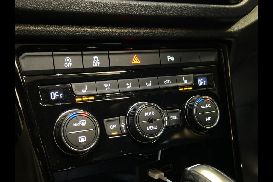 Volkswagen T-Roc 2.0 TSI 4Motion R|PANO|AKRA|FULL OPTIONS Volkswagen T-Roc 2.0 TSI 4Motion R|PANO|AKRA|FULL OPTIONS